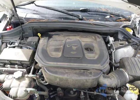 2021 Jeep Grand Cherokee Laredo X 4X4 z USA, uszkodzony, nr VIN 1C4RJFAG1MC652407